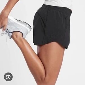 Athleta Hustle 3” Short